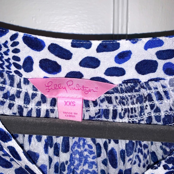 Lilly Pulitzer Elsa Button Down Flowy Blouse Sz XXS Blue White Fish Print 88189 - Picture 4 of 6